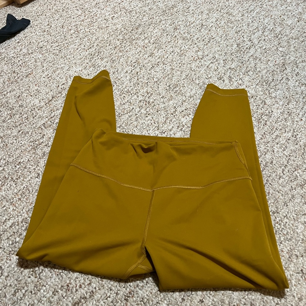 Lululemon Athletica Wunder Under Size 12 NWOT Yellow 28” High Rise Leggings